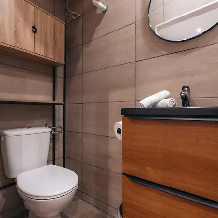 Art Yourhosthelper Apartment Nimes